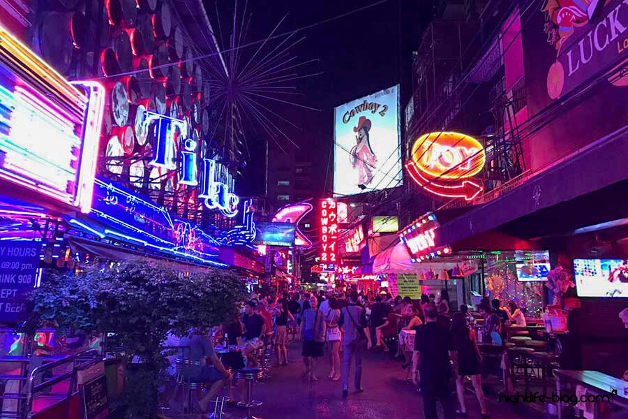Bangkok Nightlife - Night-Clubs - Go-Go Bars - Freelancer Thai Girls
